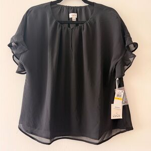 CeCe Women's Ruffled Short Sleeve Split Neck Blouse Medium